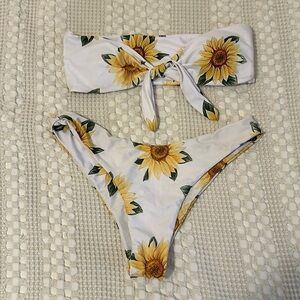 Sunflower strapless bikini size small